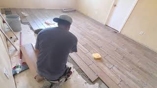 como instalar ceramica en un cuarto cerámica tipo madera [upl. by Solim]