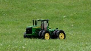 RC John Deere 9420 Tractor [upl. by Bernadine525]