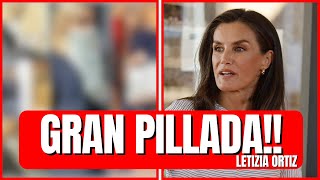 Letizia Ortiz PILLADA de INCÓGNITO mientras Felipe VIAJA a Jordania [upl. by Ahsiekim]