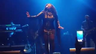 Jazmine Sullivan 🎤 Lions Tigers amp Bears [upl. by Capwell]