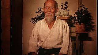 Aikido performance by Morihei Ueshiba in 1960 合気道 [upl. by Theodora]