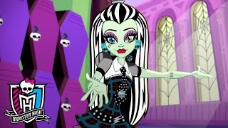 Conoce a Frankie  Monster High [upl. by Ahsekyw]