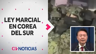 DECRETAN LEY MARCIAL en Corea del Sur Ejército salió a la calle y prohíben actividades políticas [upl. by Oderfla]