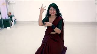 Kamli  Ho Gayi  Dance Video  With Nidhi [upl. by Pierce]