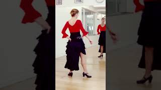 Cómo bailar la segunda copla de la primera Sevillana flamenca [upl. by Camel761]