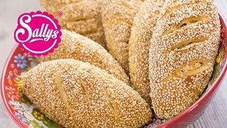 Simit Pogaca  türkische Sesambrötchen mit SucukKäsefüllung  Sallys Welt [upl. by Annet]