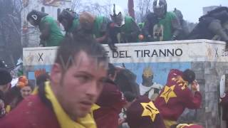 Ivrea Battaglia Arance 2016 con audio originale [upl. by Purdum]