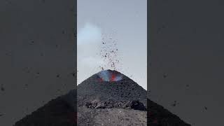 L’attività stromboliana al Cratere Centrale dell’Etna sicilia vulcano etna [upl. by Yraeht133]