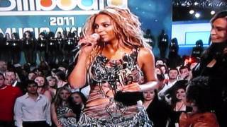 HIPHOSSIP BEYONCE WINS 2011 BILLBOARD MILLENIUM AWARD [upl. by Nitsirc]