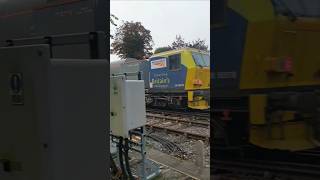 DR98928  DR98978 passing nearby Epsom henrystrains543 train trainspotter trainspottingukshorts [upl. by Asatan833]