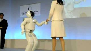 Intelligenter Helfer Roboter Asimo in Japan vorgestellt [upl. by Akirre246]