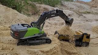 Life of a RC Construction Worker RC Excavators advanced tip and trick working with Dumptruck 1 [upl. by Winou]